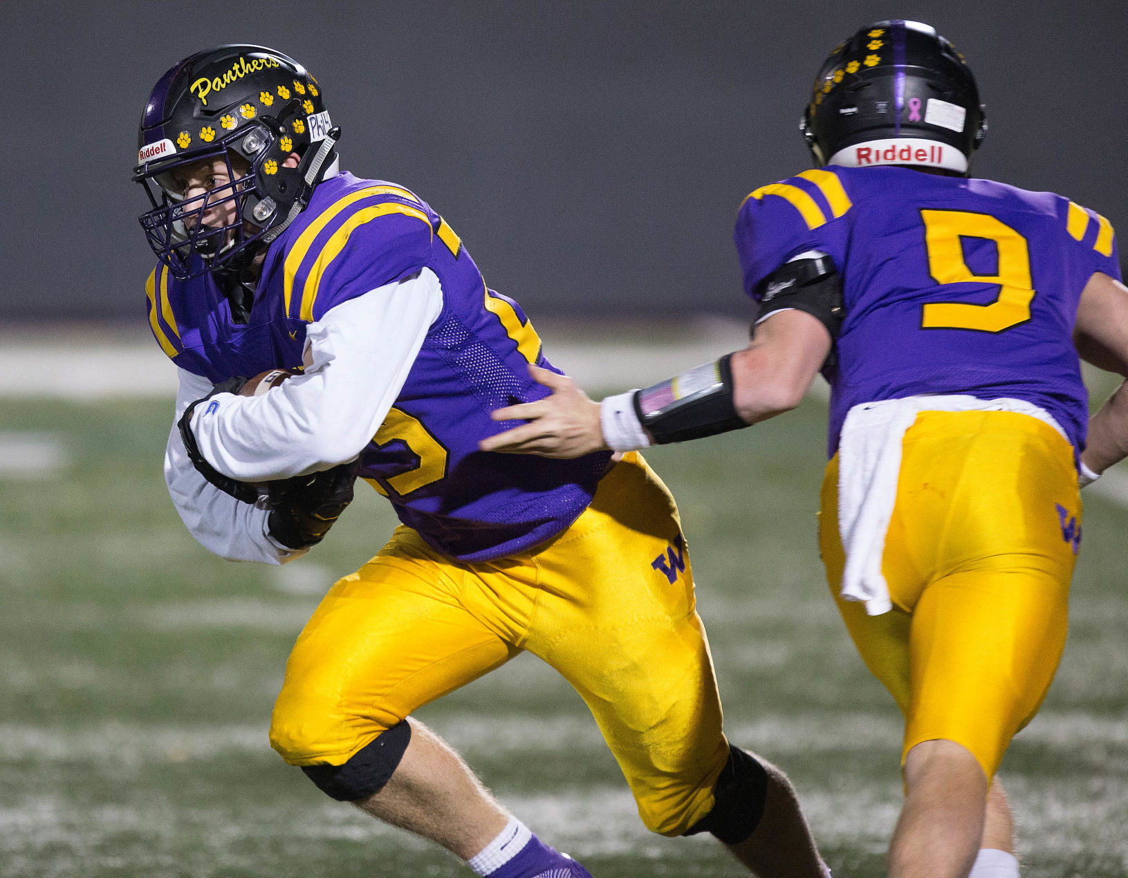 191027-sportslocal-whsfootballgallery 14.jpg